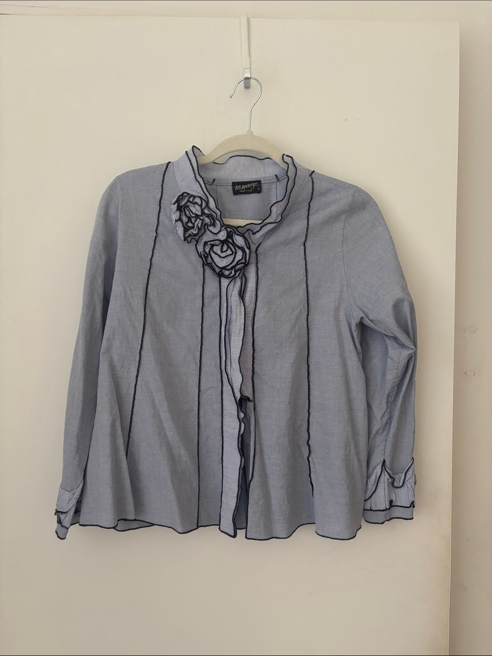 Vintage Lee Andersen Blouse S Floral Applique Rosette Ruffle Artsy Blue Shirt